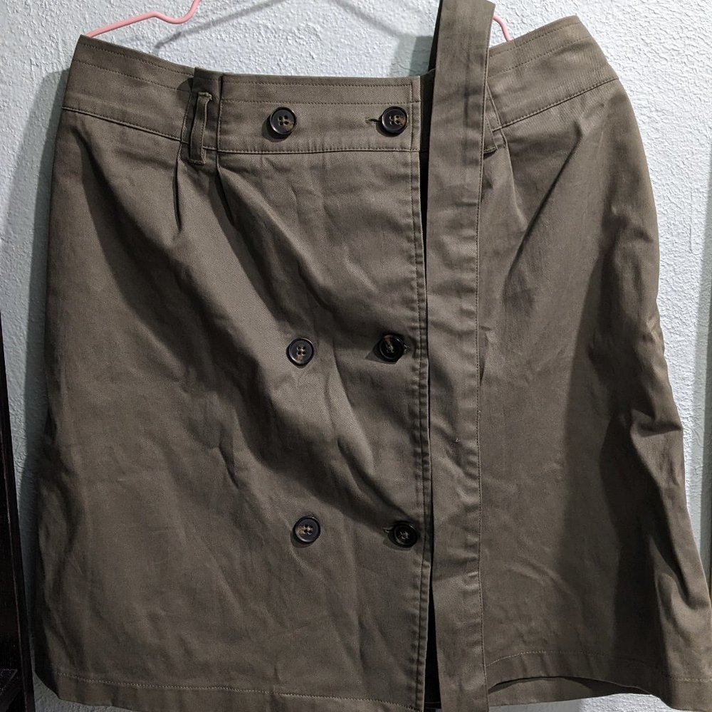 Button front skirt